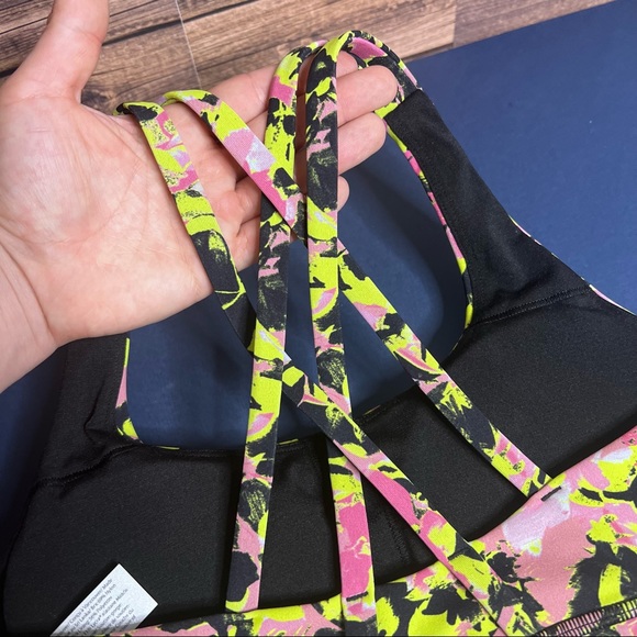 Lululemon Energy Bra Luxtreme NWT Size 4 Inflect Floral Highlight Yellow Multi - Picture 8 of 12